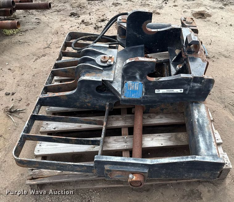 image for item EQ4946 Gradall fork carriage