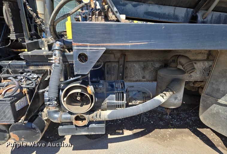 image for item EQ6997 2006 International 7600 sewer jetter truck