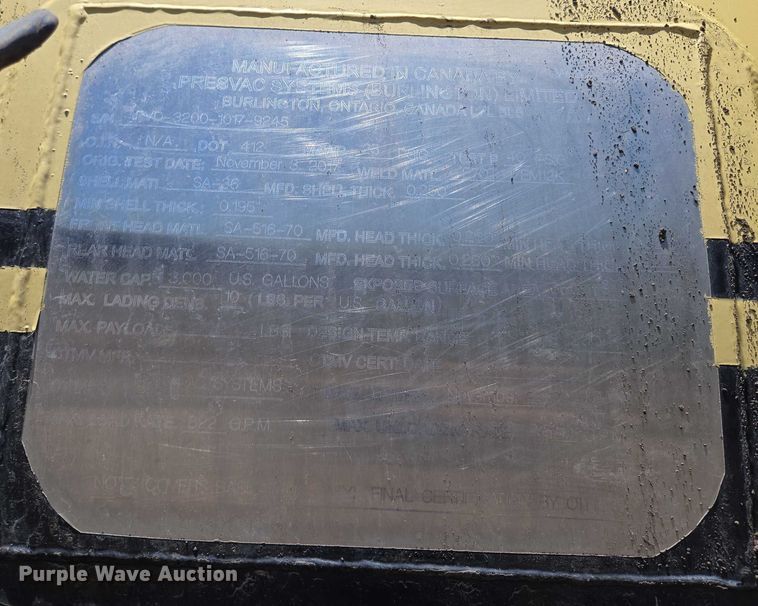 image for item EQ6997 2006 International 7600 sewer jetter truck