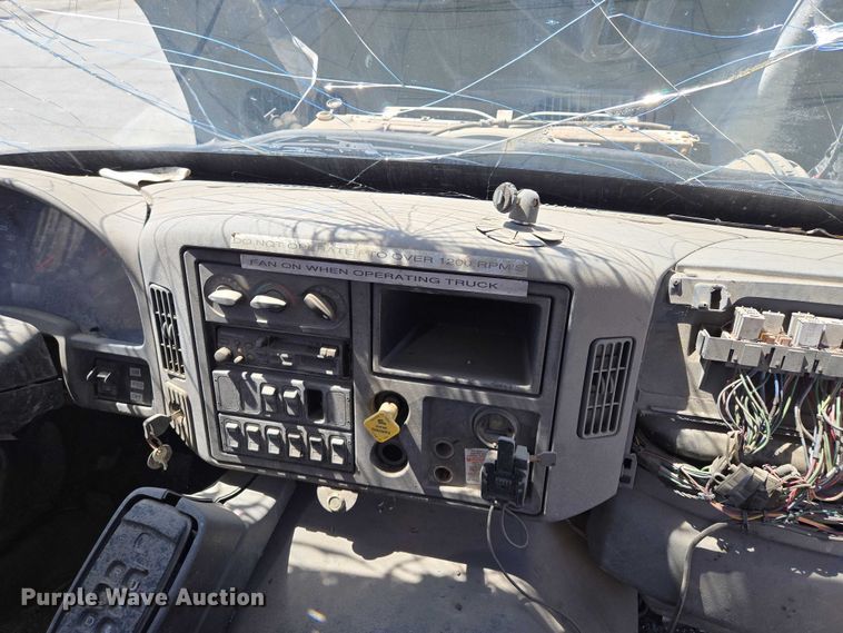 image for item EQ6997 2006 International 7600 sewer jetter truck