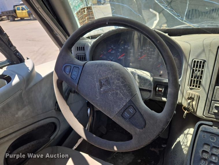 image for item EQ6997 2006 International 7600 sewer jetter truck