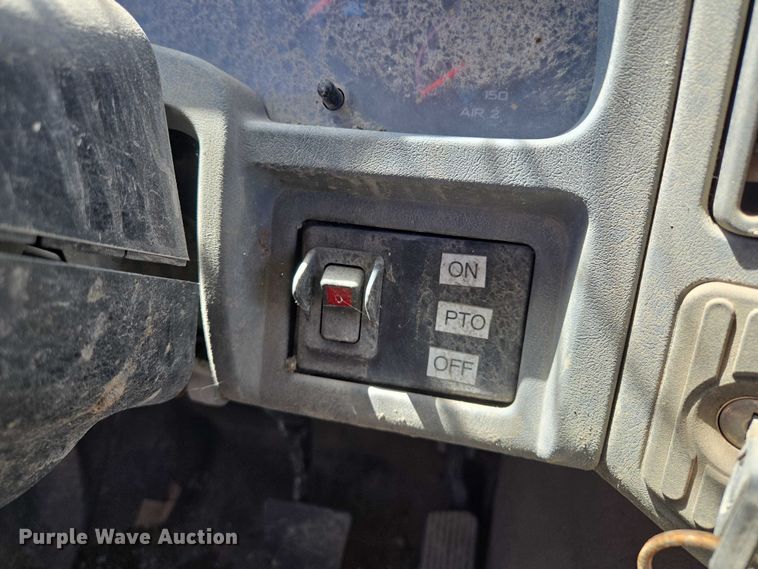 image for item EQ6997 2006 International 7600 sewer jetter truck