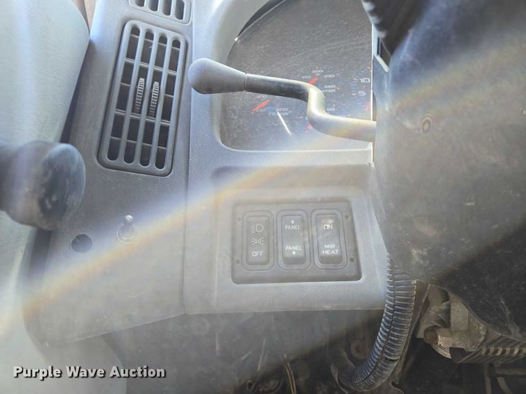 image for item EQ6997 2006 International 7600 sewer jetter truck