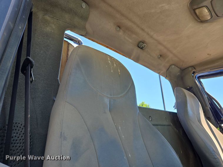 image for item EQ6997 2006 International 7600 sewer jetter truck