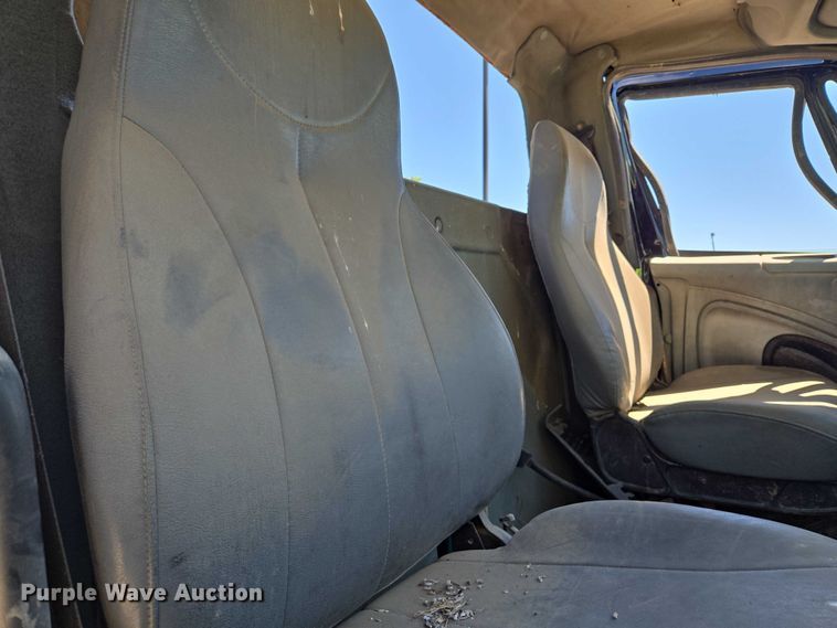 image for item EQ6997 2006 International 7600 sewer jetter truck