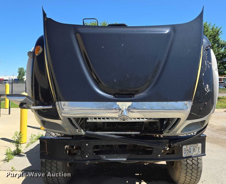 image for item EQ6997 2006 International 7600 sewer jetter truck