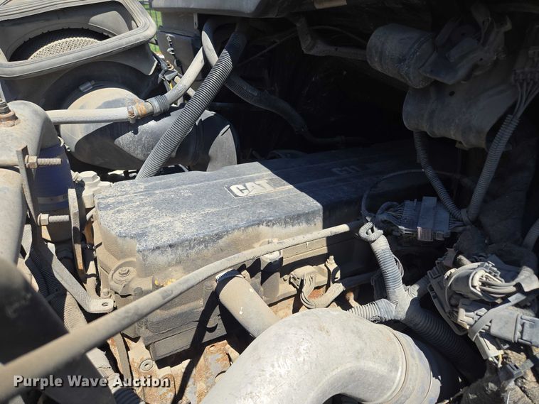 image for item EQ6997 2006 International 7600 sewer jetter truck