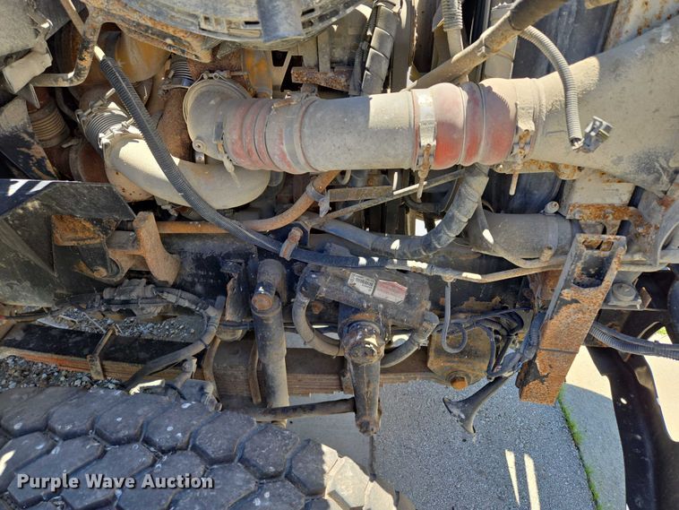 image for item EQ6997 2006 International 7600 sewer jetter truck