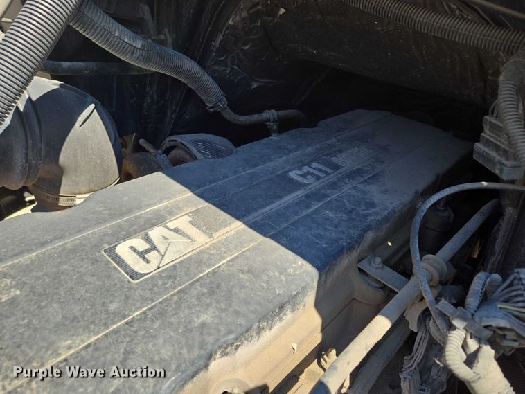 image for item EQ6997 2006 International 7600 sewer jetter truck