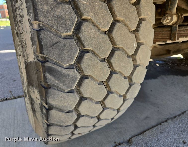 image for item EQ6997 2006 International 7600 sewer jetter truck