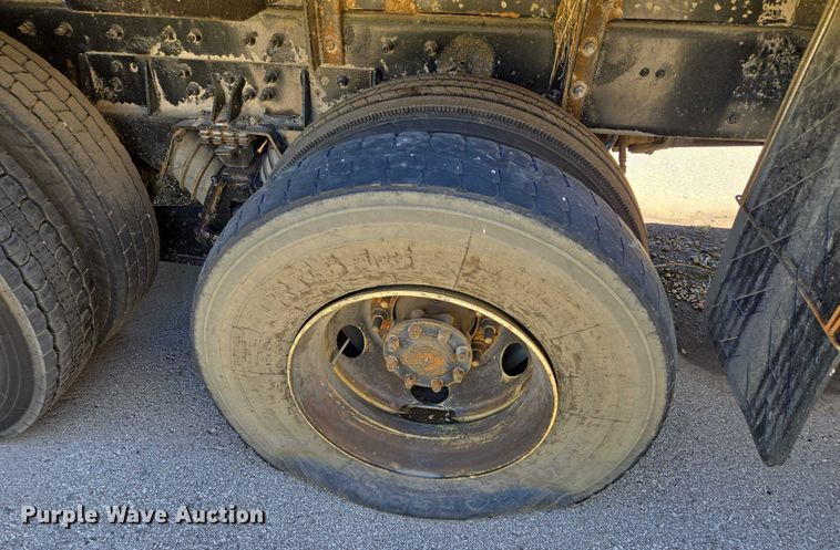 image for item EQ6997 2006 International 7600 sewer jetter truck