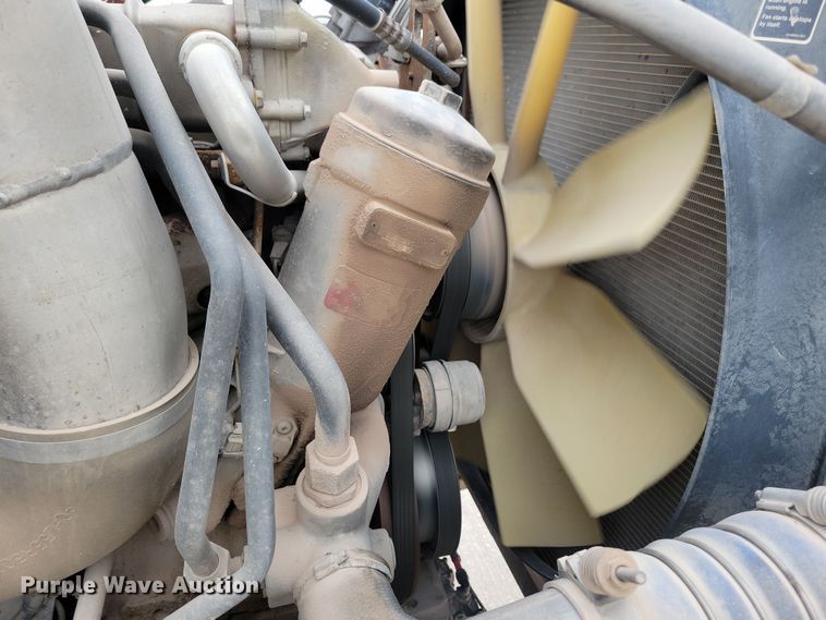 image for item NB9989 2007 Sterling L9500 semi truck