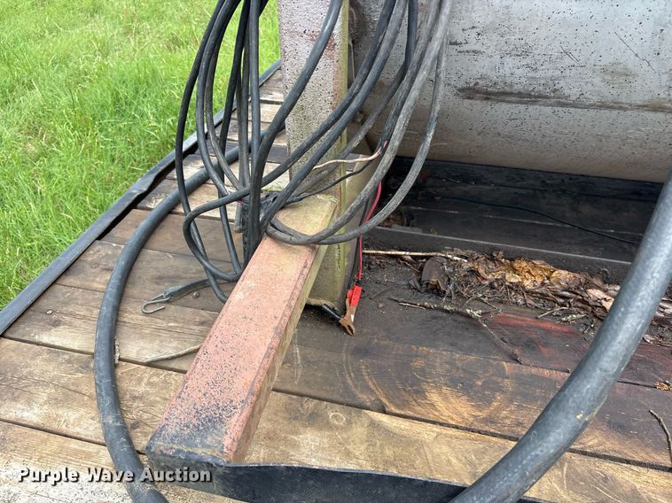 image for item ND9774 1999 Shop built utility trailer