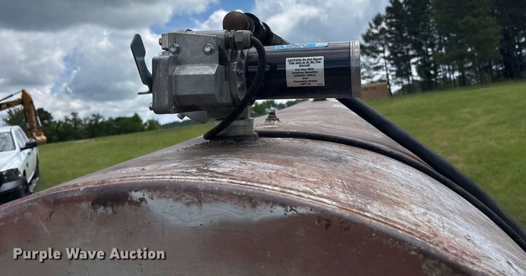 image for item ND9774 1999 Shop built utility trailer