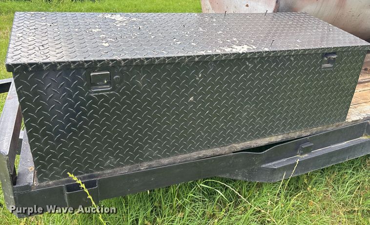 image for item ND9774 1999 Shop built utility trailer