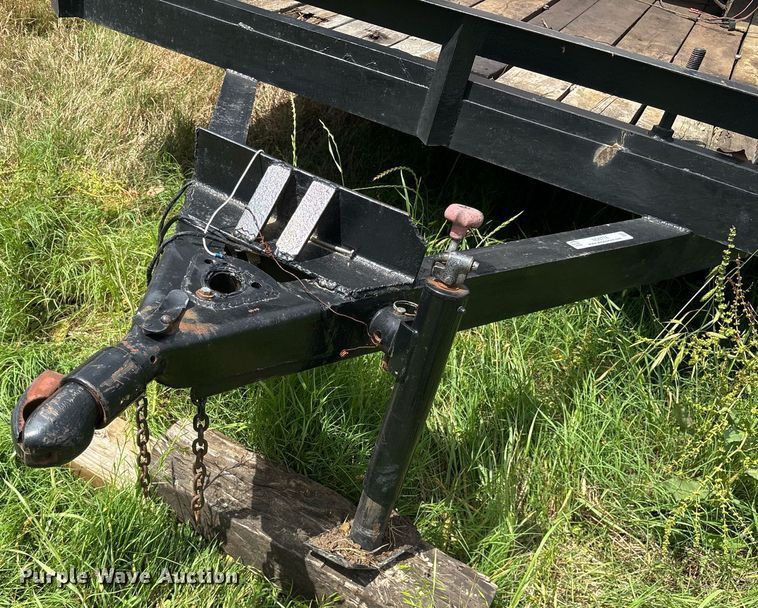 image for item ND9774 1999 Shop built utility trailer