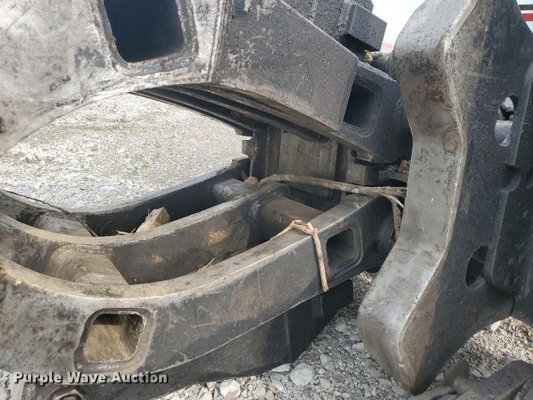 image for item YA0645 2019 Rotobec RBA3045 excavator grapple chain saw