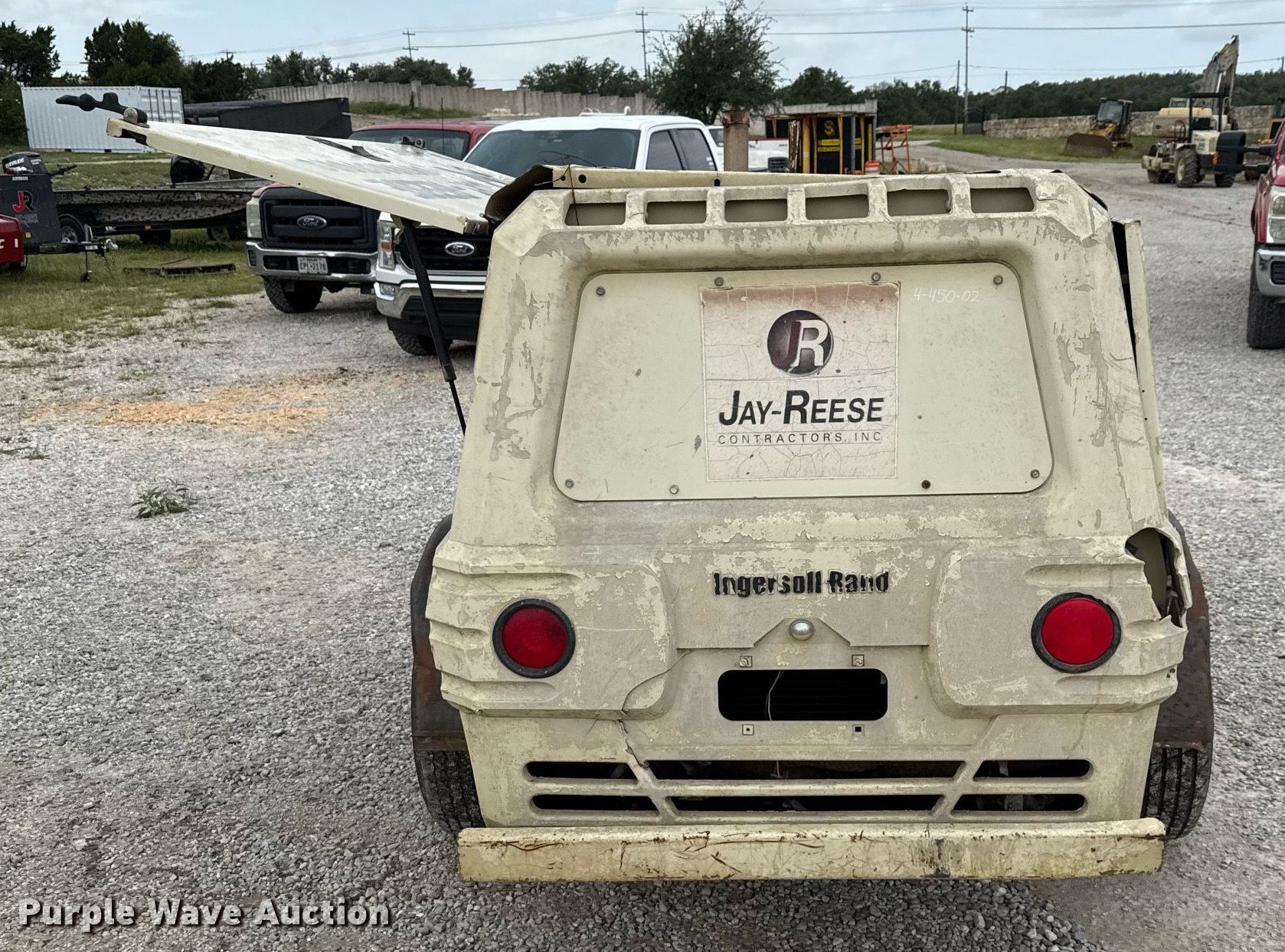 2002 Ingersoll-Rand P185 air compressor in Dripping Springs