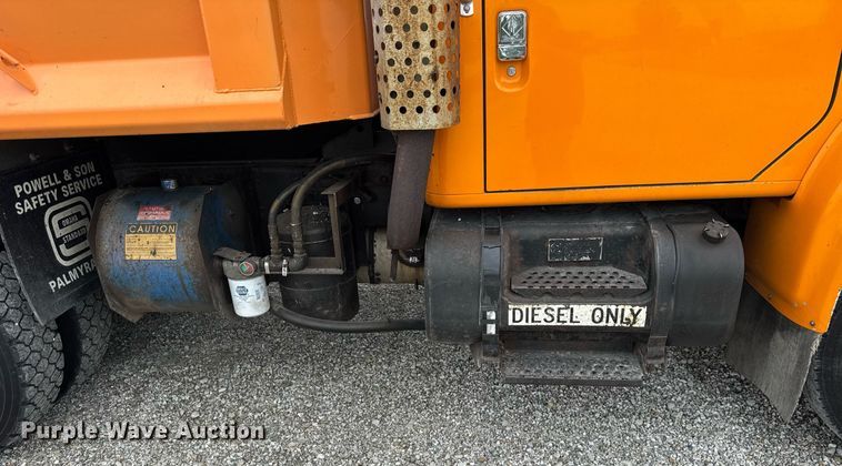 image for item DI9054 1991 International F-4900 dump truck