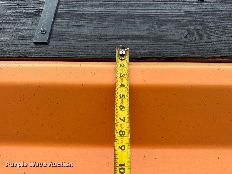 image for item DI9054 1991 International F-4900 dump truck