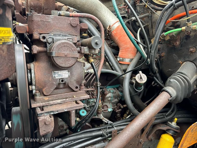 image for item DI9054 1991 International F-4900 dump truck