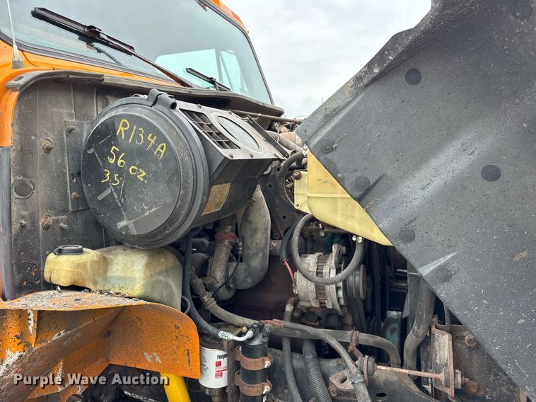 image for item DI9054 1991 International F-4900 dump truck