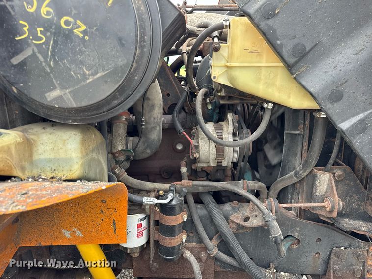 image for item DI9054 1991 International F-4900 dump truck