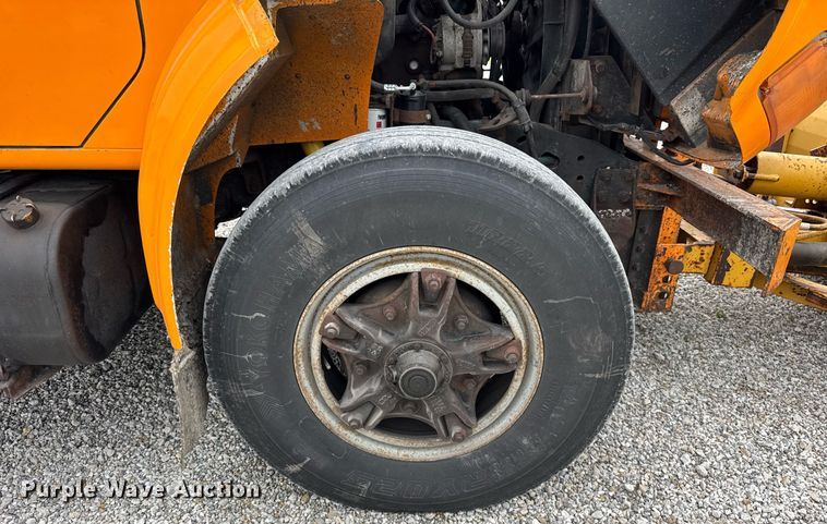 image for item DI9054 1991 International F-4900 dump truck