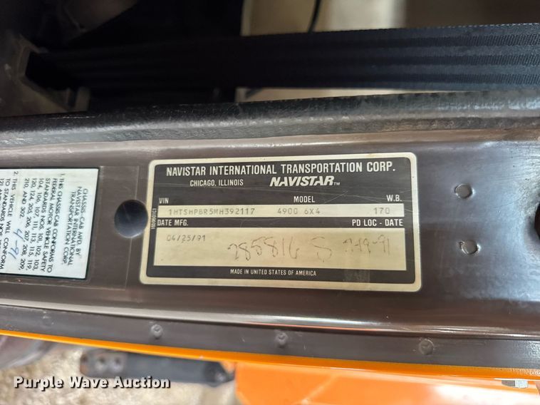 image for item DI9054 1991 International F-4900 dump truck