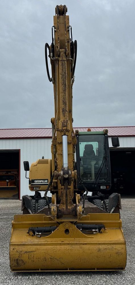 image for item DI9055 2005 Caterpillar M318C wheeled excavator