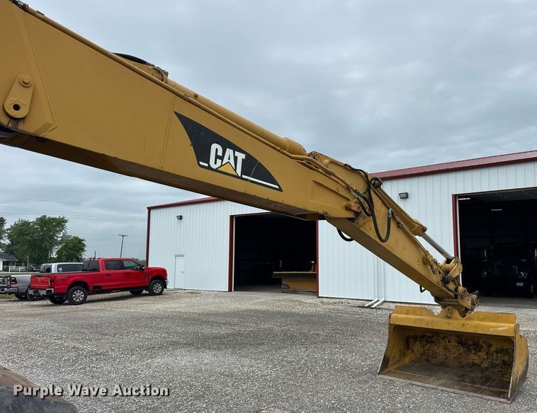 image for item DI9055 2005 Caterpillar M318C wheeled excavator