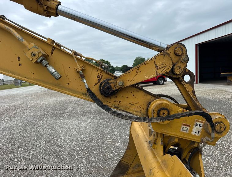 image for item DI9055 2005 Caterpillar M318C wheeled excavator
