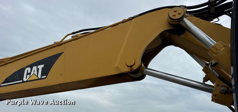 image for item DI9055 2005 Caterpillar M318C wheeled excavator