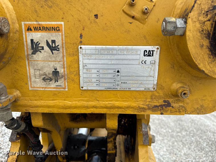 image for item DI9055 2005 Caterpillar M318C wheeled excavator