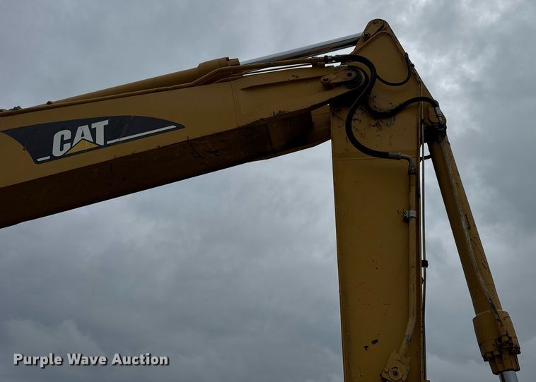 image for item DI9055 2005 Caterpillar M318C wheeled excavator