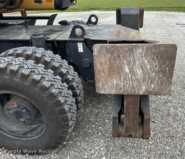 image for item DI9055 2005 Caterpillar M318C wheeled excavator