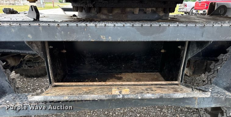 image for item DI9055 2005 Caterpillar M318C wheeled excavator