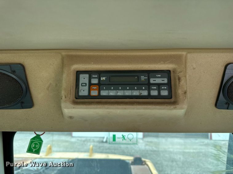 image for item DI9055 2005 Caterpillar M318C wheeled excavator