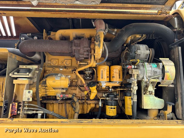 image for item DI9055 2005 Caterpillar M318C wheeled excavator