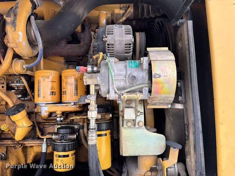 image for item DI9055 2005 Caterpillar M318C wheeled excavator