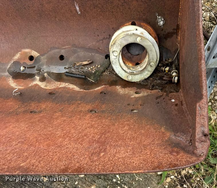 image for item DI9055 2005 Caterpillar M318C wheeled excavator