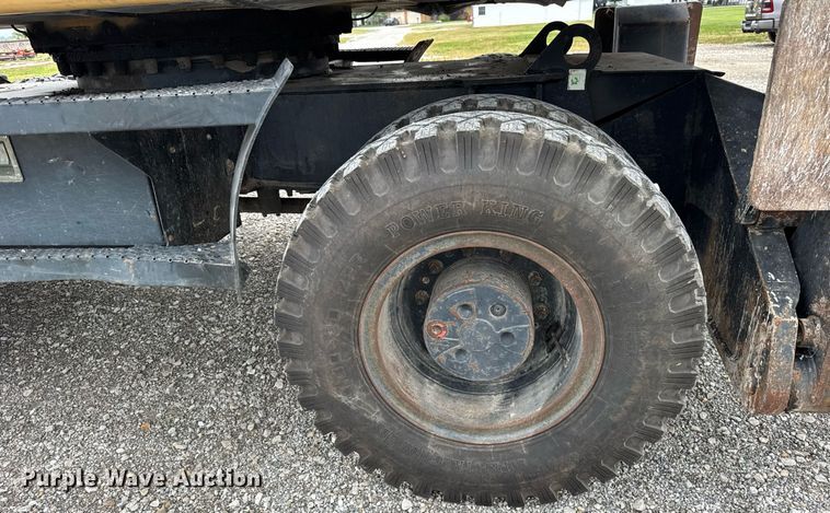 image for item DI9055 2005 Caterpillar M318C wheeled excavator