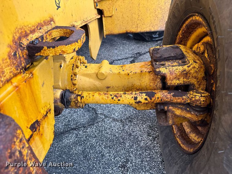 image for item DI9057 2003 John Deere 410G backhoe