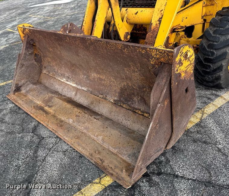 image for item DI9057 2003 John Deere 410G backhoe