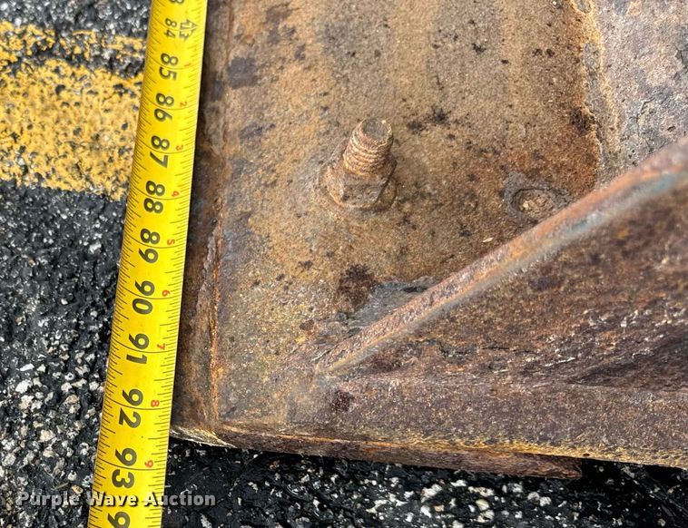 image for item DI9057 2003 John Deere 410G backhoe