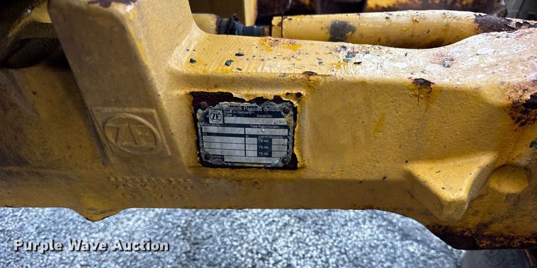 image for item DI9057 2003 John Deere 410G backhoe