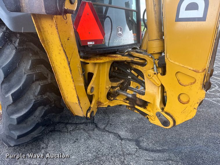 image for item DI9057 2003 John Deere 410G backhoe