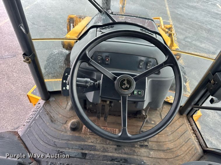 image for item DI9057 2003 John Deere 410G backhoe