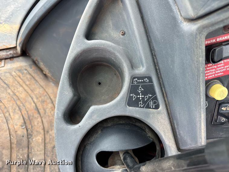 image for item DI9057 2003 John Deere 410G backhoe