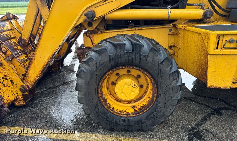 image for item DI9057 2003 John Deere 410G backhoe